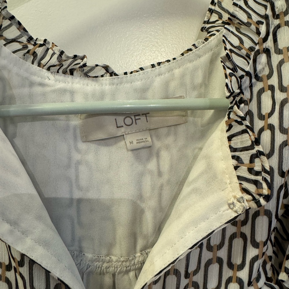 LOFT blouse - Picture 3 of 4